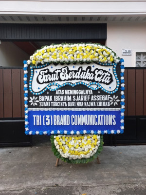 Papan Bunga Duka di Nguwet